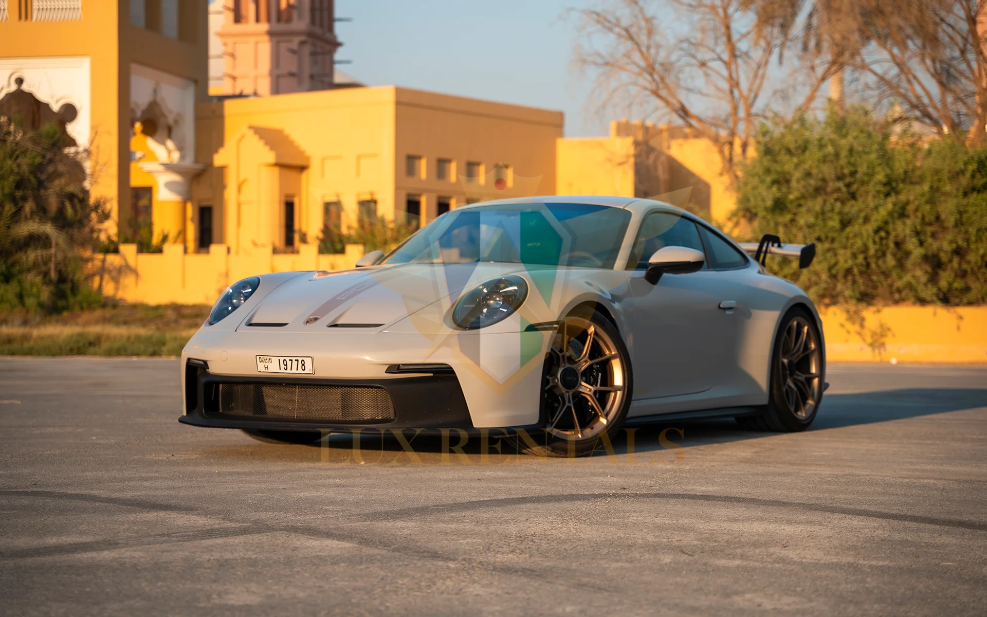 Porsche 911 GT3 - LUX RENTALS DUBAI