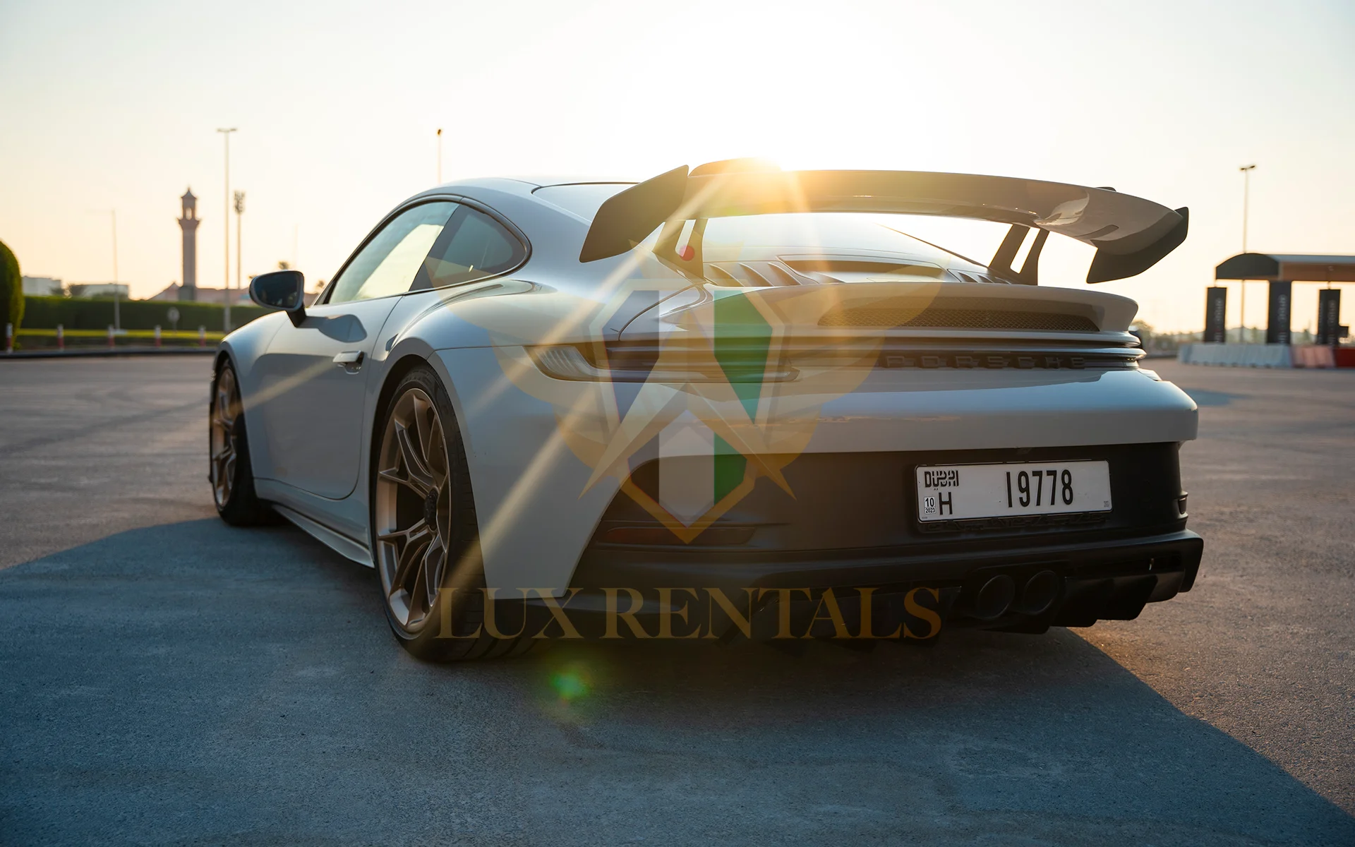 Porsche 911 GT3 - LUX RENTALS DUBAI