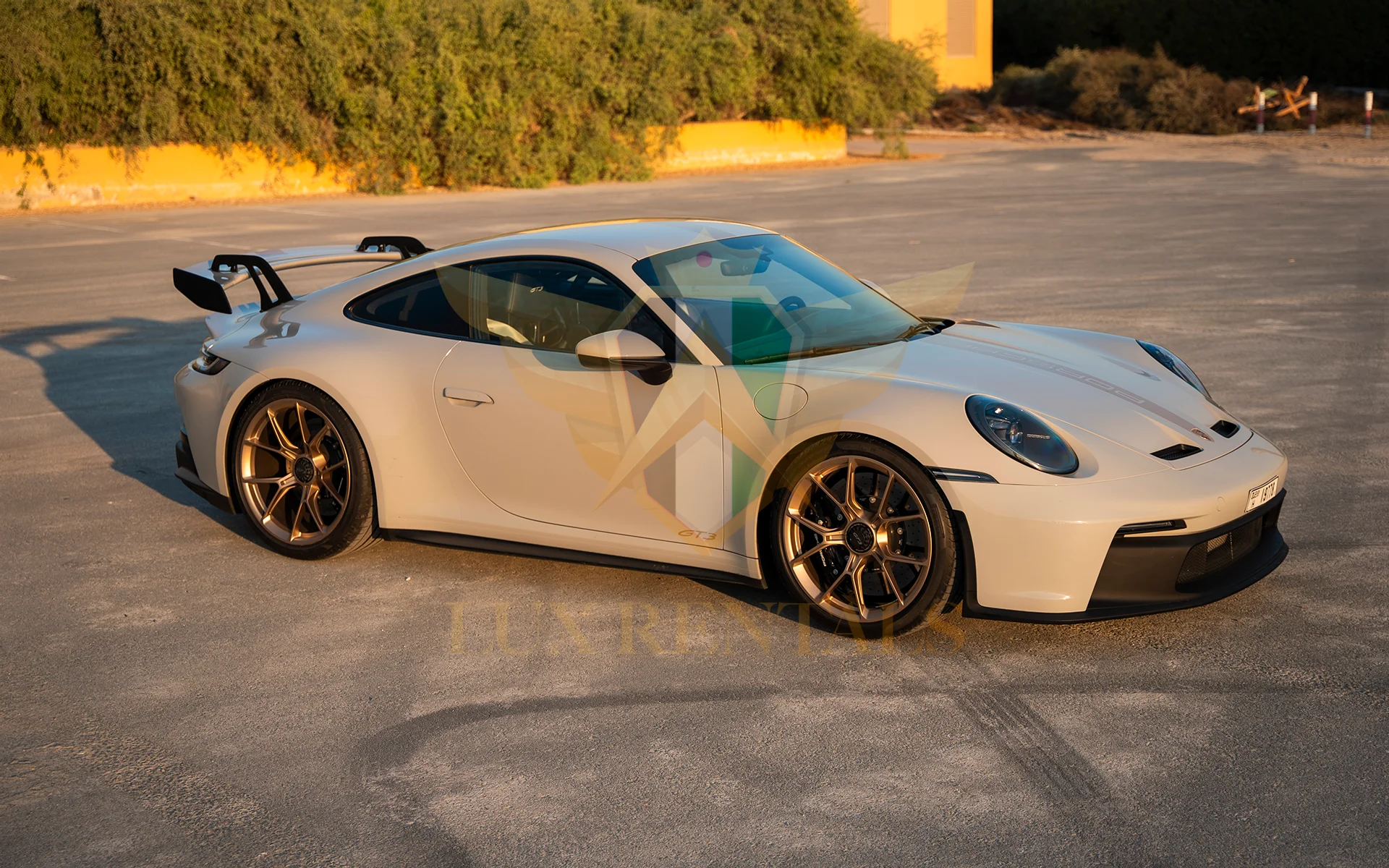 Porsche 911 GT3 - LUX RENTALS DUBAI