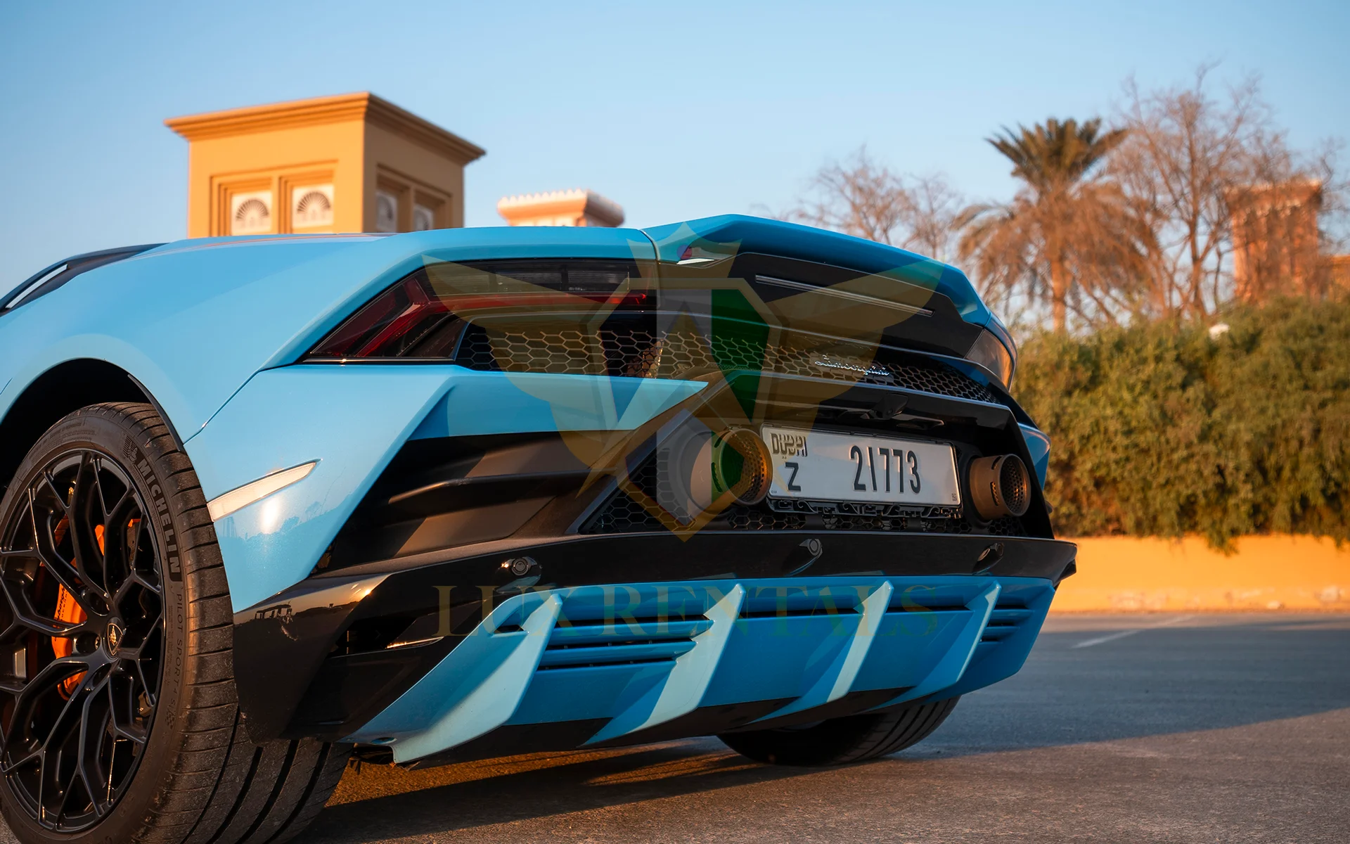 Huracán Evo Spyder - LUX RENTALS DUBAI